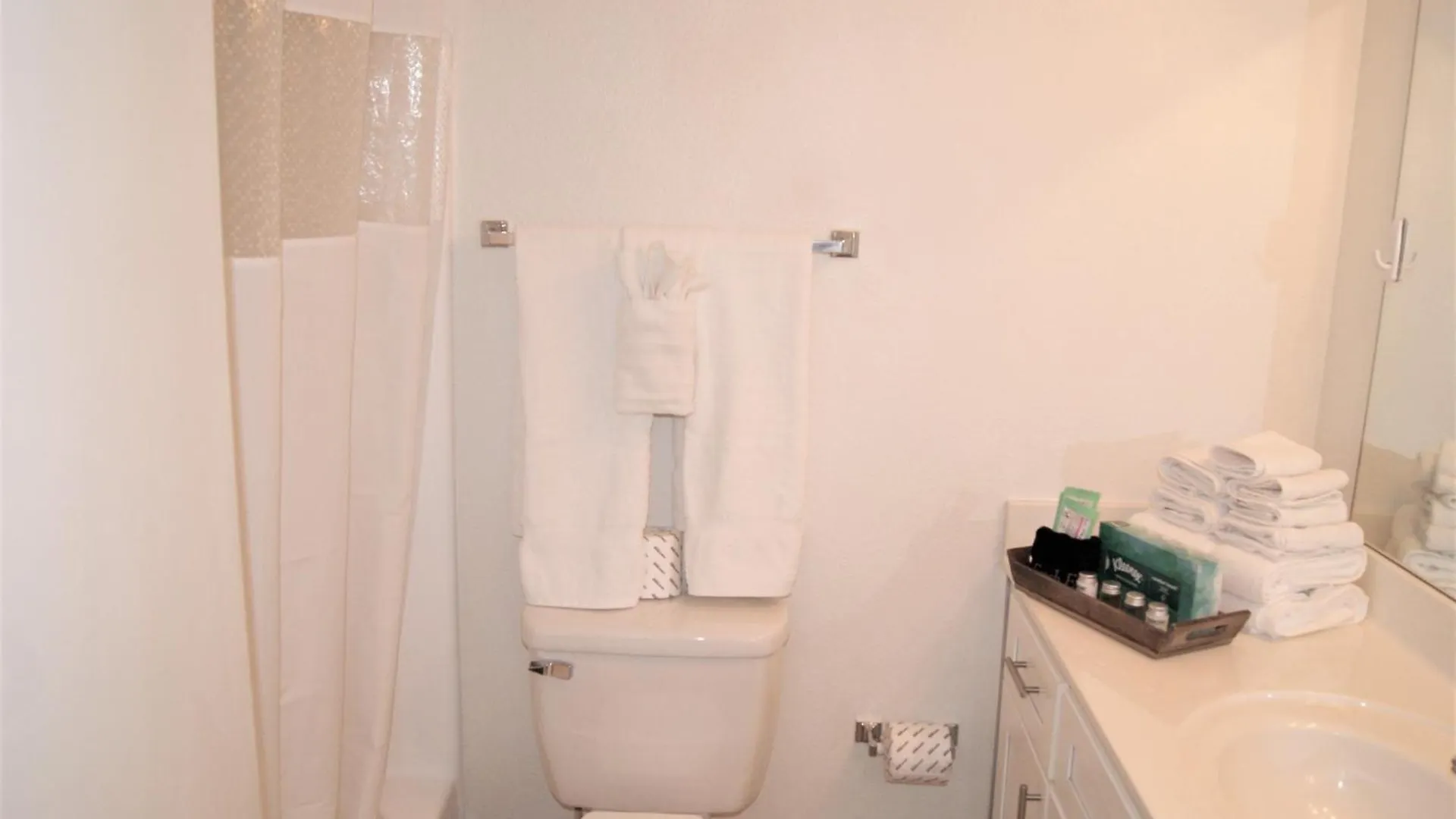 דירות סקוטסדייל 141 Fully Furnished, Wifi Included